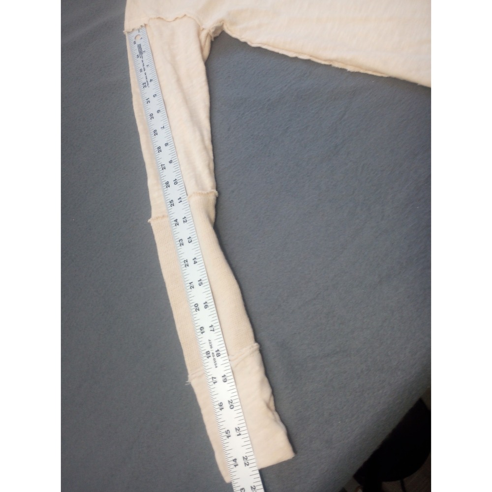 WE THE FREE Top XS FREE PEOPLE Phoebe Henley Burnout Raw Hems Cream Thumbholes - Picture 5 of 12